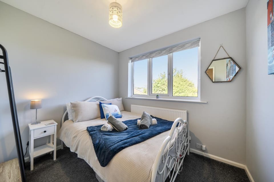 2 Bed - Sleeps 4 - Parking - Pet Friendly House in Hunmanby