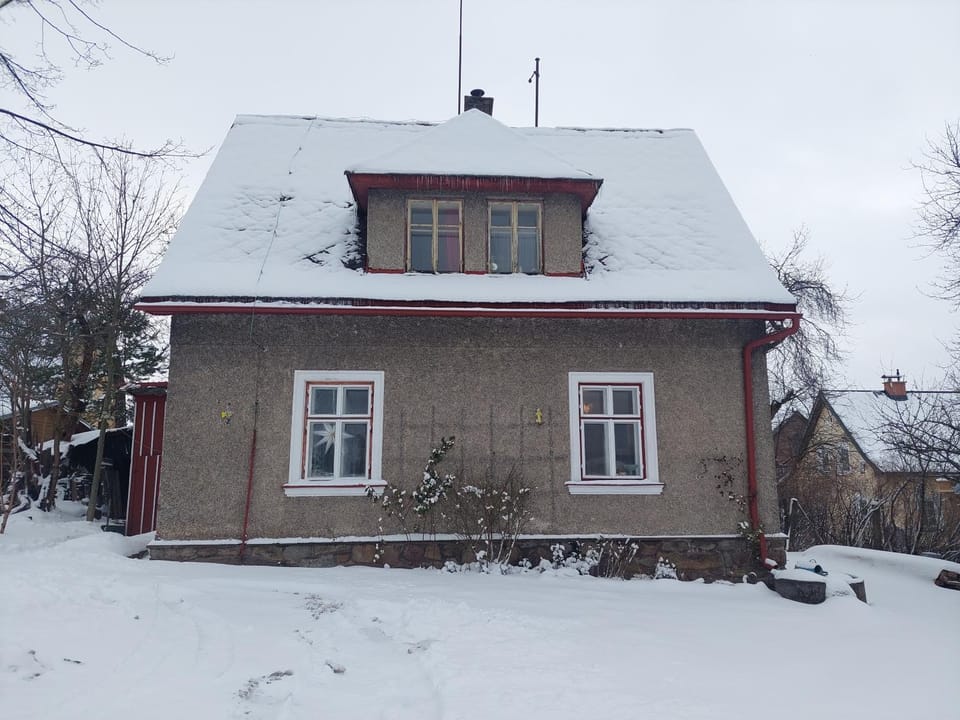 Property building, Garden