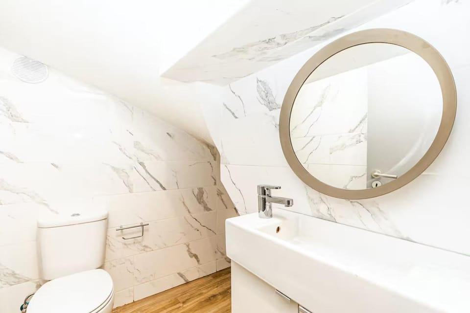 Typical Mouraria Studios by Hosty Apartment in Lisbon