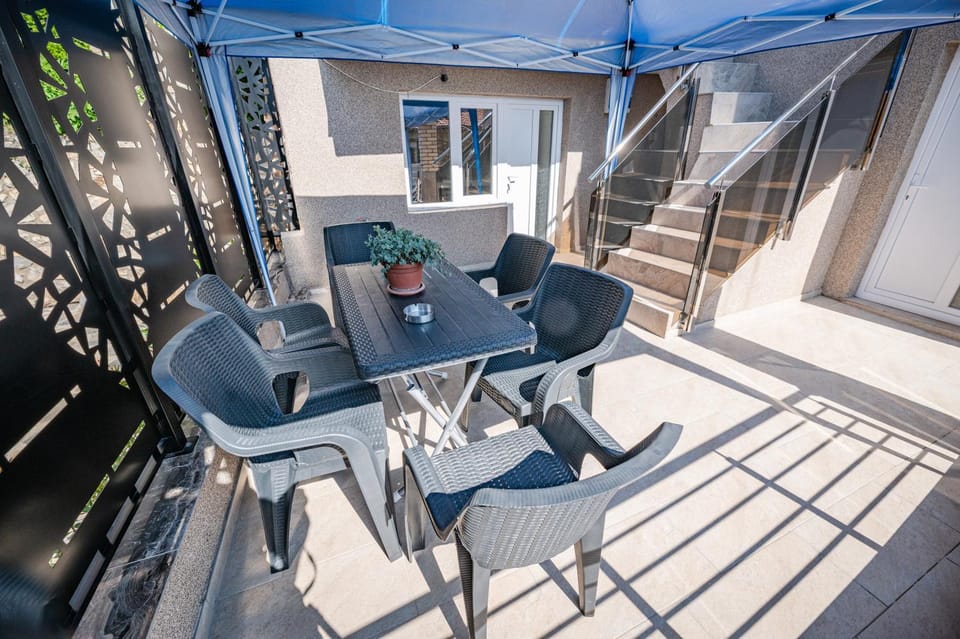 Balcony/Terrace, Seating area