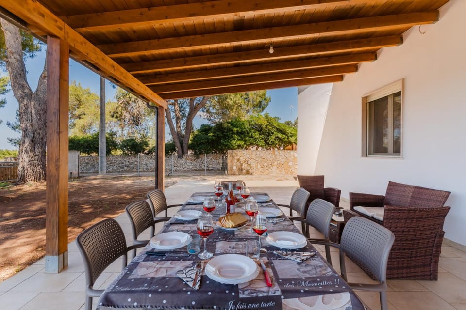 Patio, Dining area