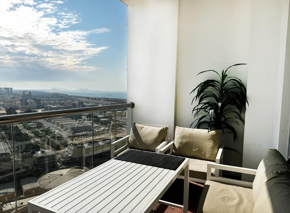 Luxury 3BHK in Dubai Marina DEC 1603 Apartment in Dubai