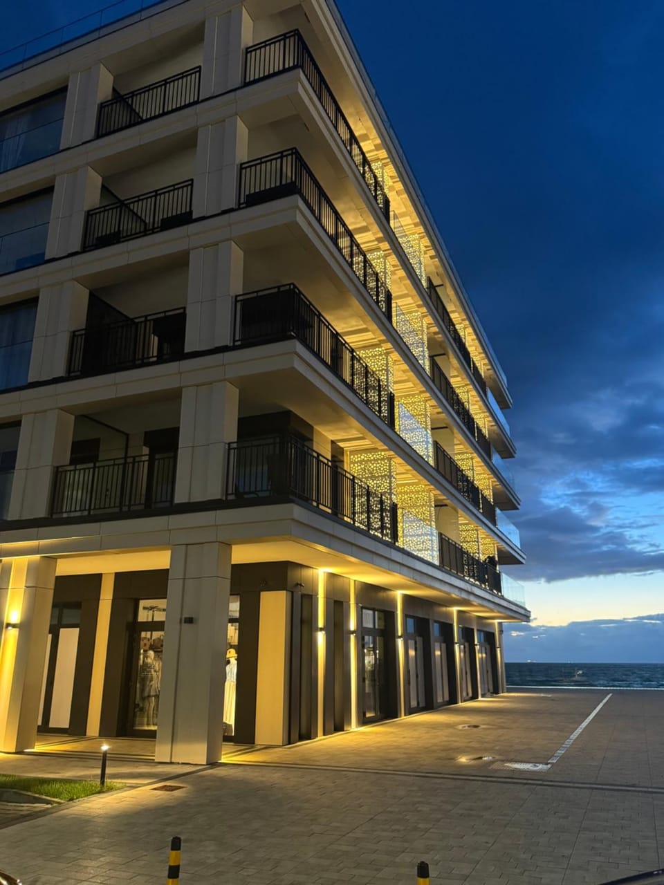 Baltic Infinity Beach Spa Apartment in Miedzyzdroje
