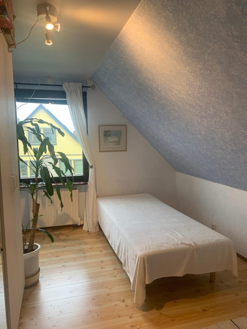 Cozy room and rooms in a town Vacation rental in Skåne County