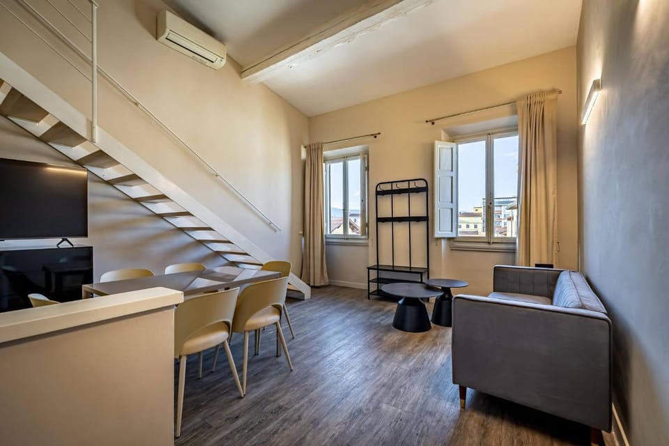 Communal lounge/ TV room, Living room