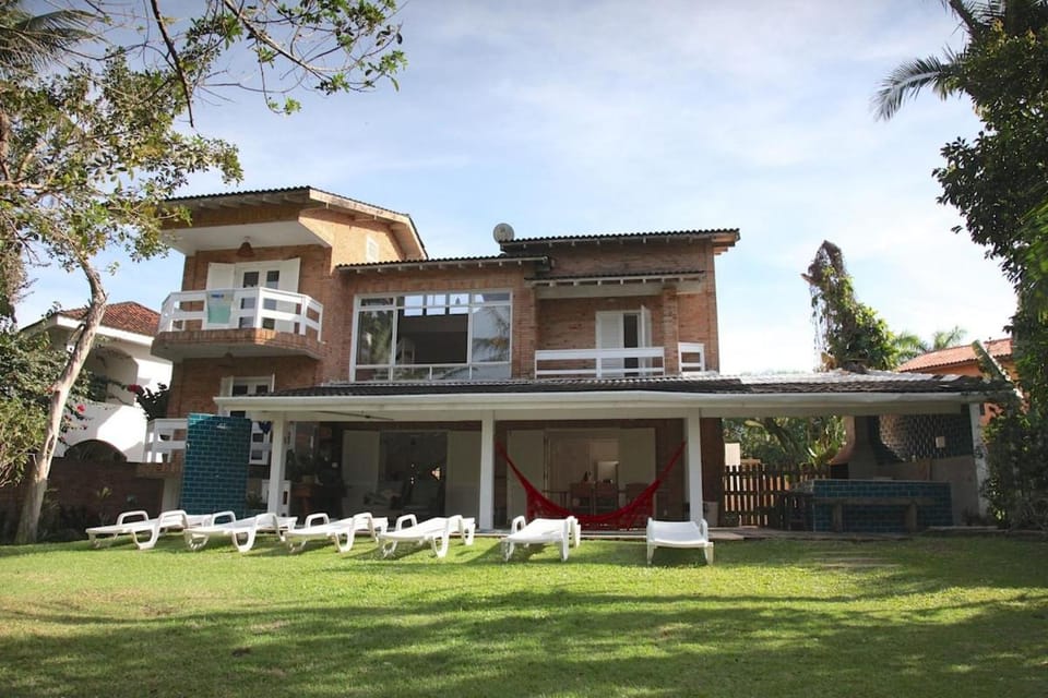 Casa PE NA AREIA, Riviera, Guaratuba, 24-HOUR SECURITY Villa in Bertioga