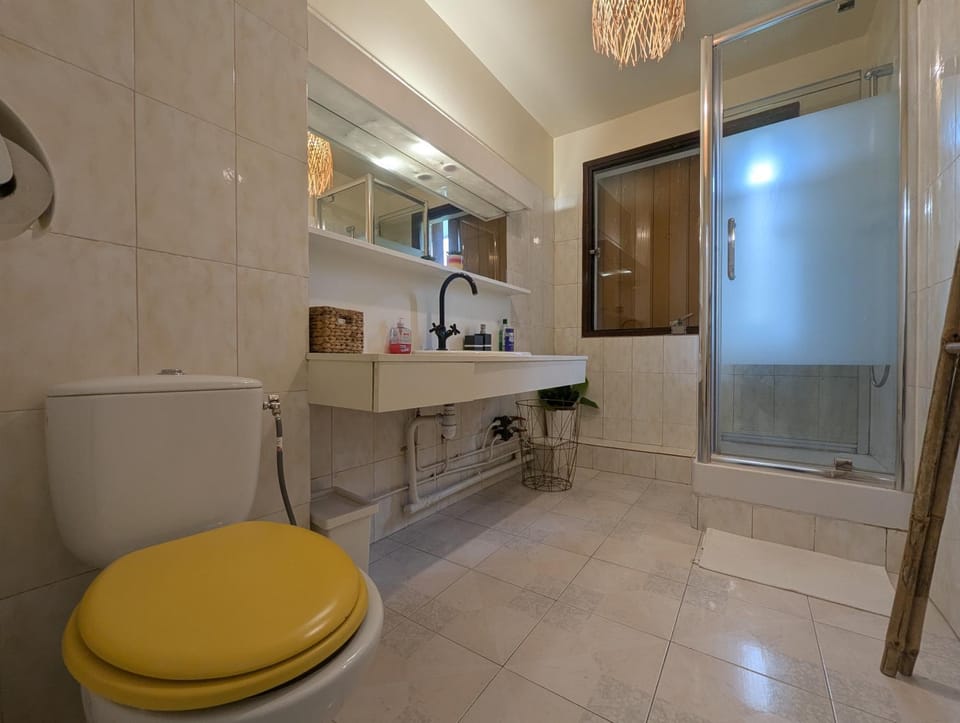 Shower, Toilet, Bathroom