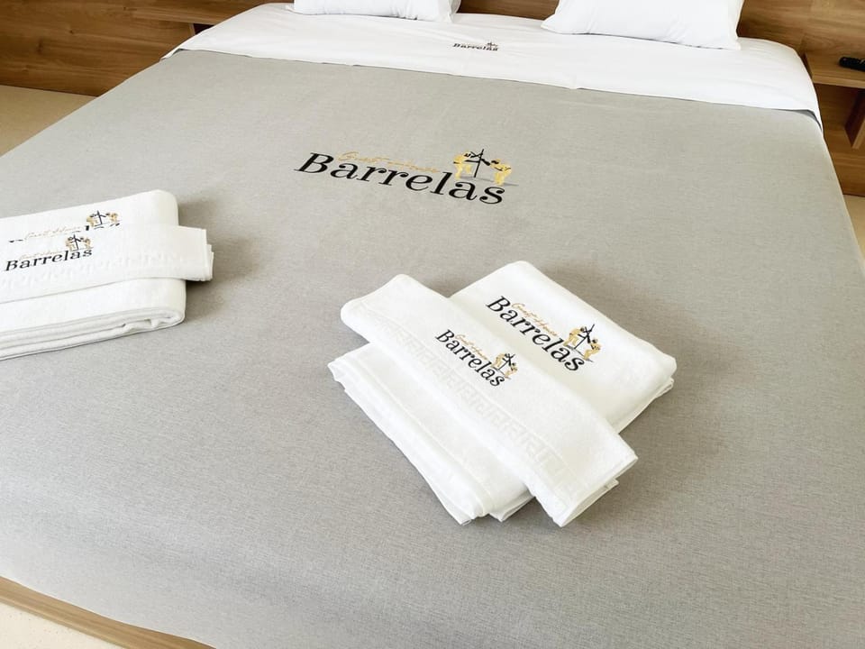 Guest House Barrelas Bed and Breakfast in Portugal