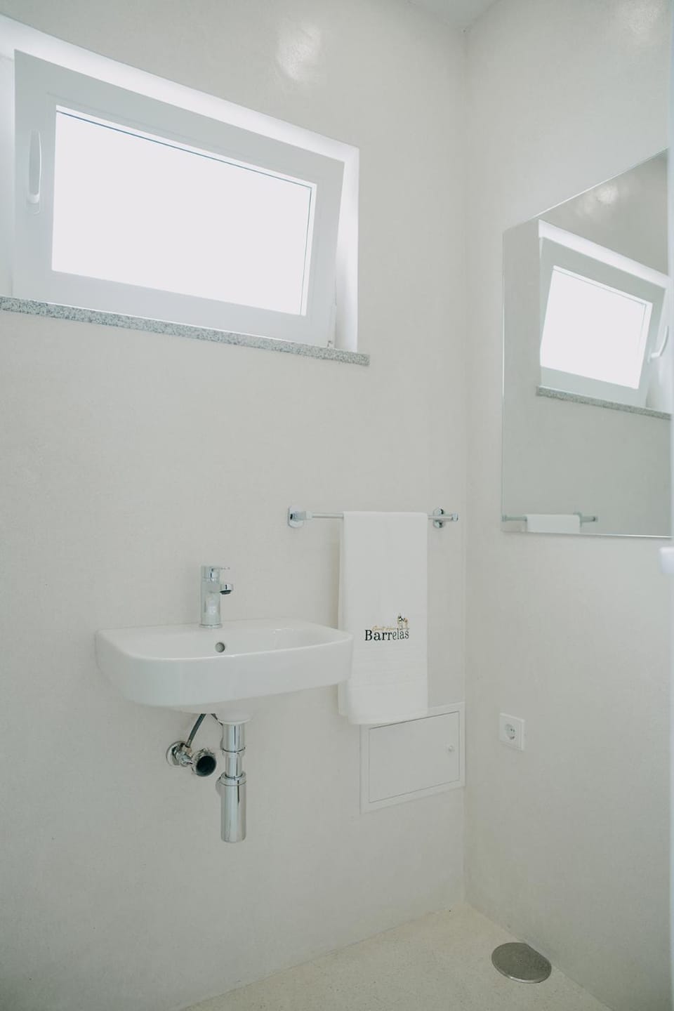 Guest House Barrelas Bed and Breakfast in Portugal