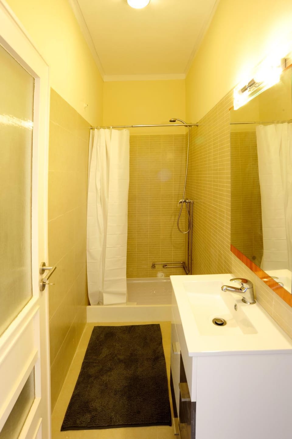 Shower, Bathroom, towels