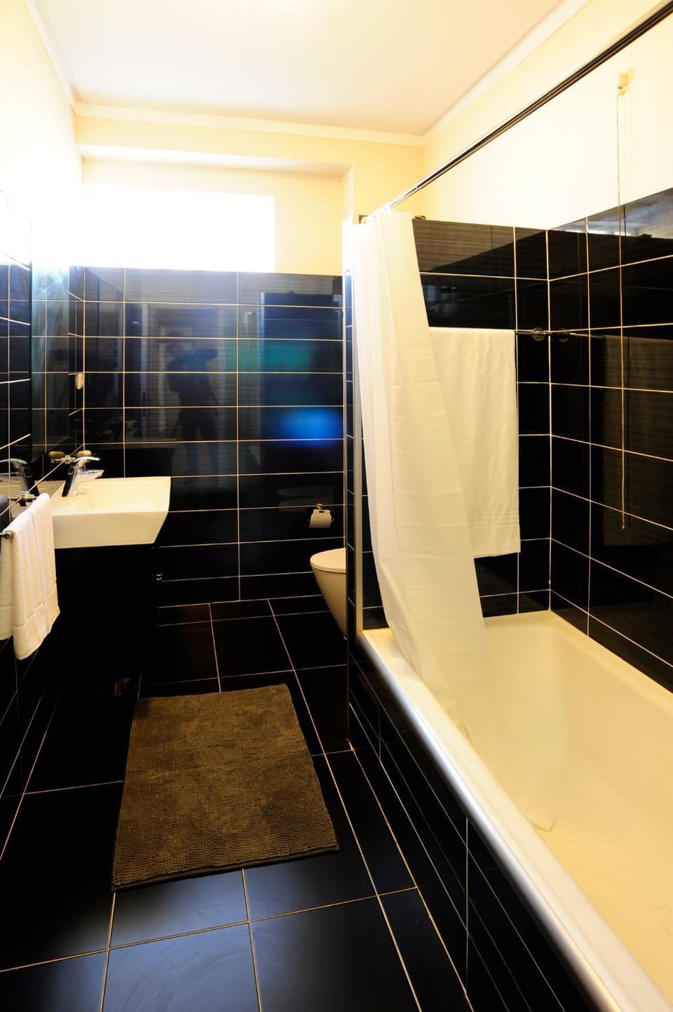 Toilet, Bathroom, Bath, towels