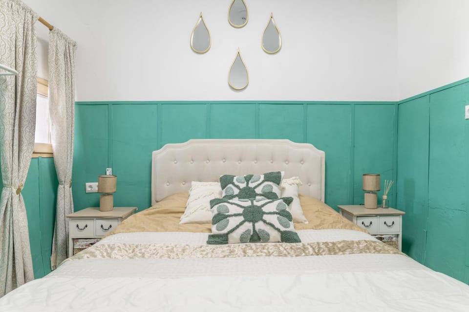 Living room, Bedroom