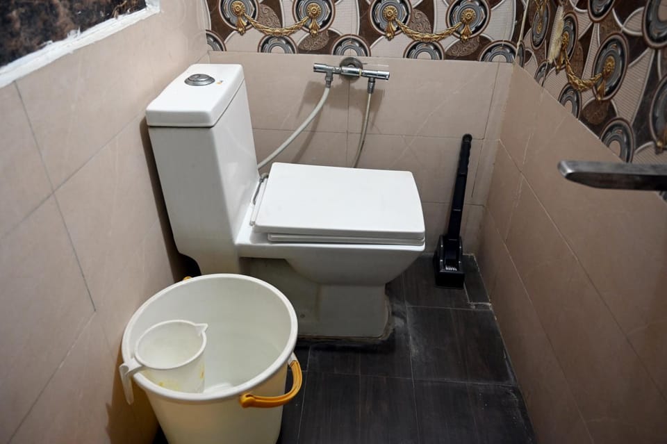 Toilet, Bathroom