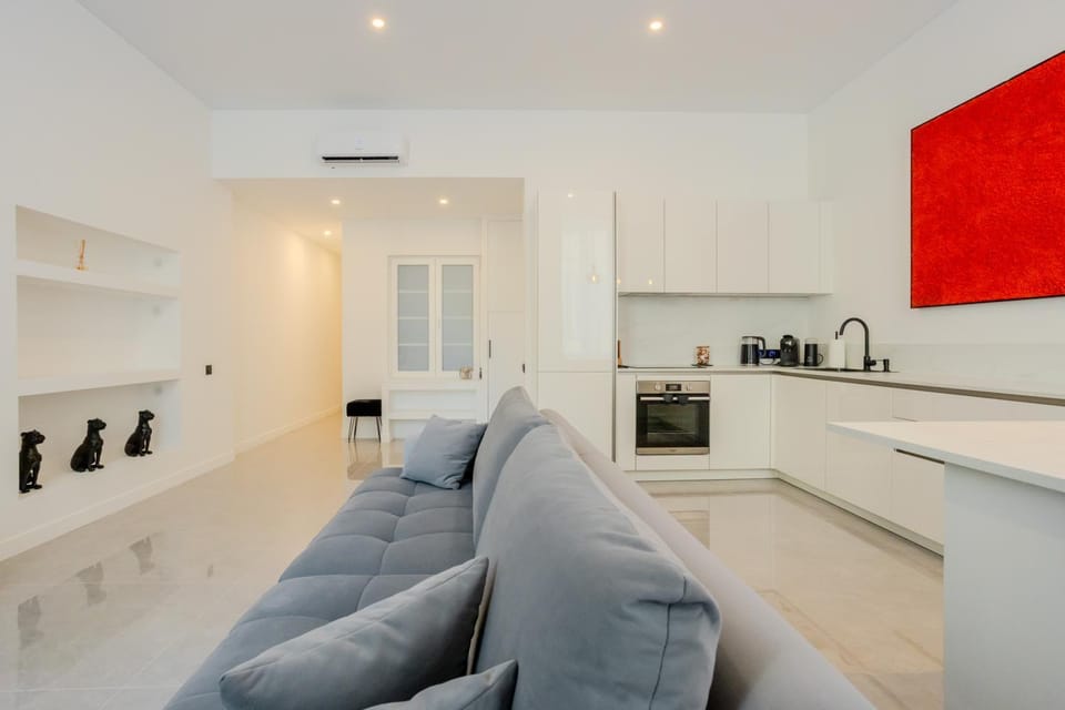 TV and multimedia, Kitchen or kitchenette, Living room