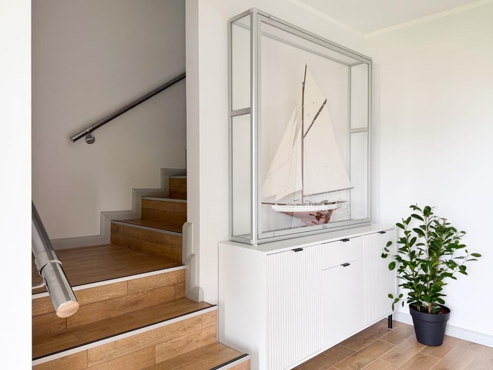 Property building, Decorative detail, air conditioner