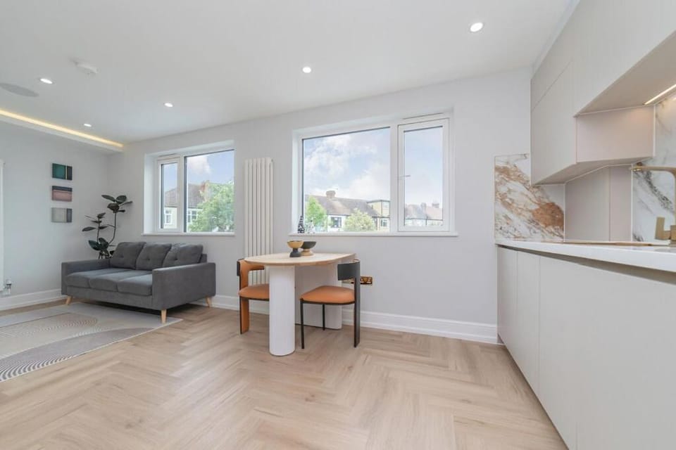Adorable apartment with WiFi near Wimbledon Apartment in London