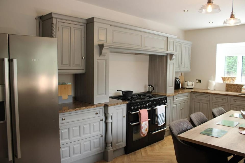 Oceanview Dundrum House in Dundrum