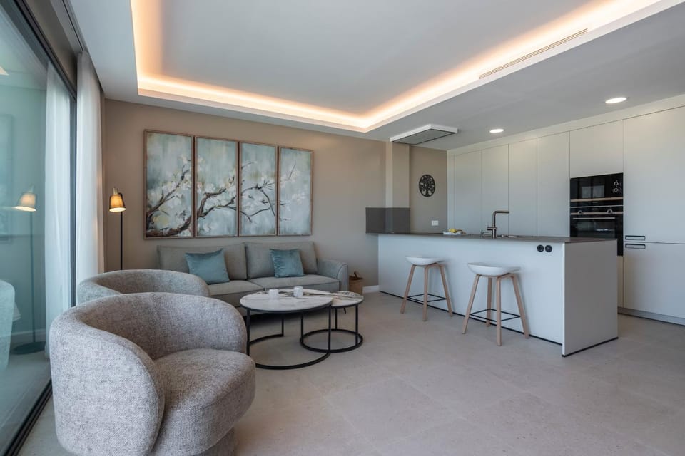 Communal lounge/ TV room, Living room