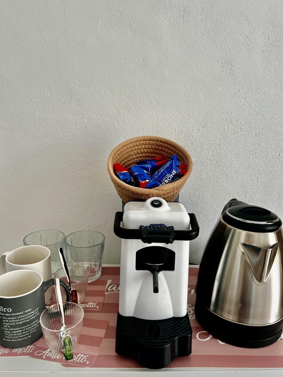 Coffee/tea facilities