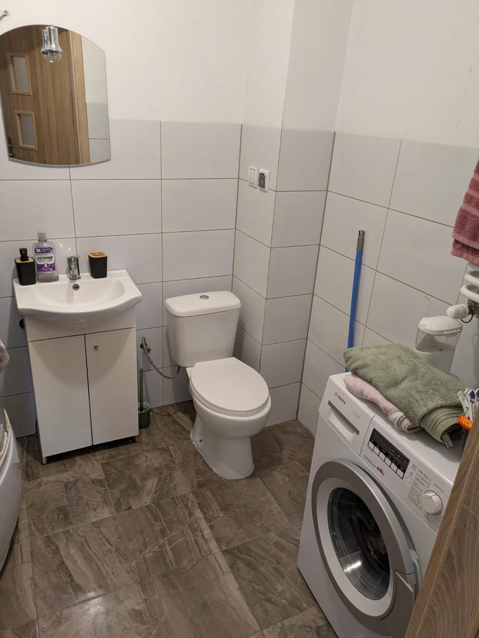 Toilet, Bathroom, washing machine