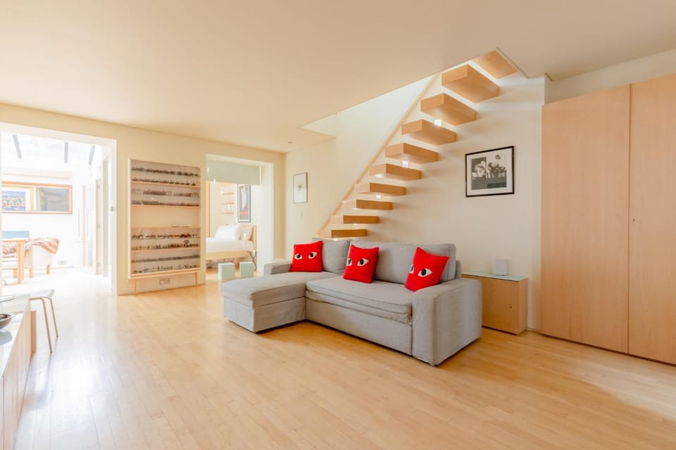 Refined 3BD Garden Retreat in the Heart of London Apartment in City of Westminster