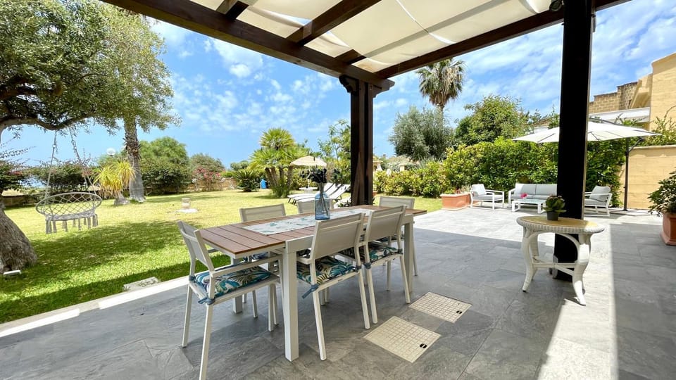 Patio, Garden, View (from property/room), Balcony/Terrace, Dining area, Garden view