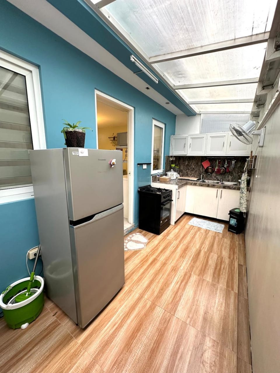 Pontefino Prime Townhouse Vibrant Blue 2-storey Apartment in Batangas