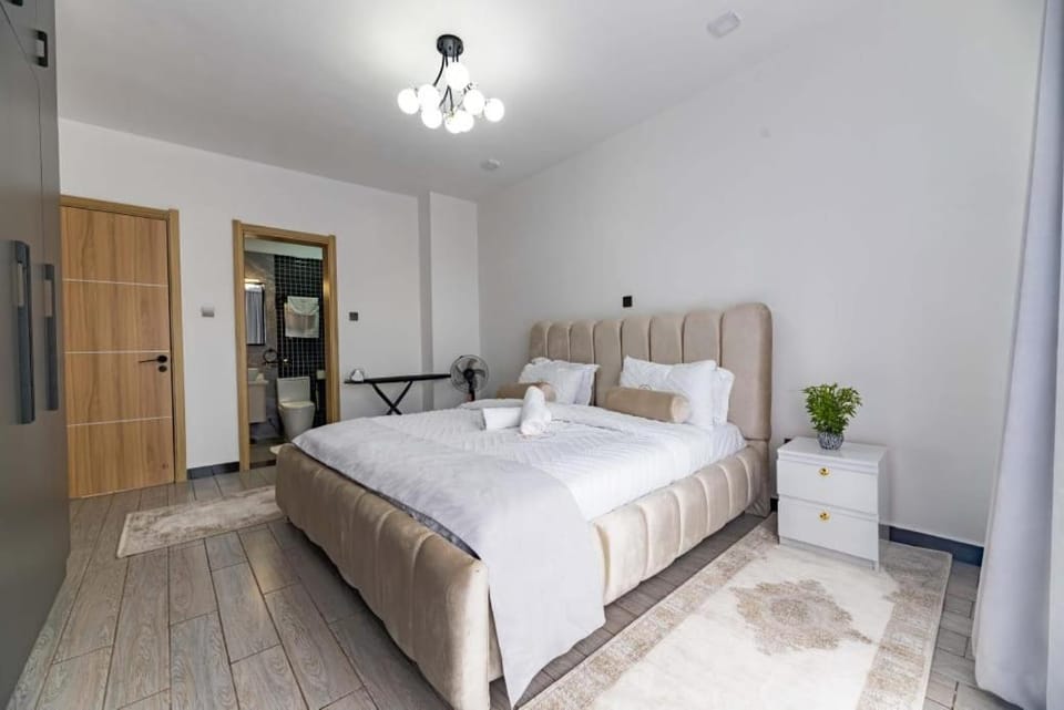 elegant luxury three bedroom apartment with swimming pool fully equipped gym children playing ground ample parking space and a relaxing rooftop with breathtaking scenic views Apartment in Nairobi