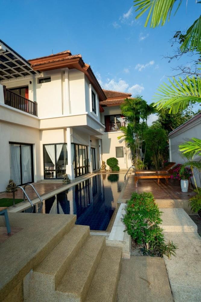 Laguna Luxure Private Pool Villa Villa in Choeng Thale