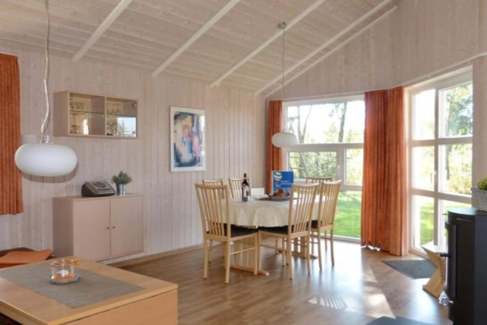 6 Personen kinderfreundliches Ferienhaus mit Sauna, Whirlpool und Kaminofen in Otterndorf House in Otterndorf