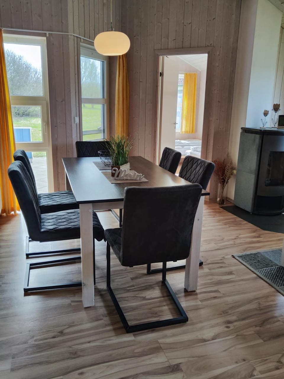 6 Personen kinderfreundliches Ferienhaus mit Sauna, Whirlpool und Kaminofen in Otterndorf House in Otterndorf