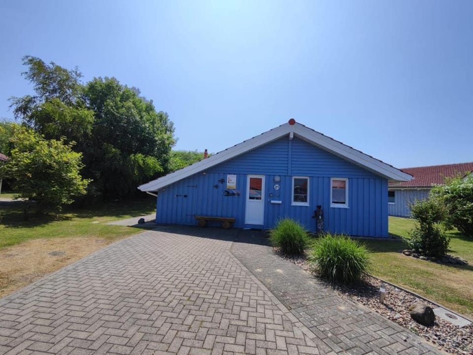 Property building, Parking