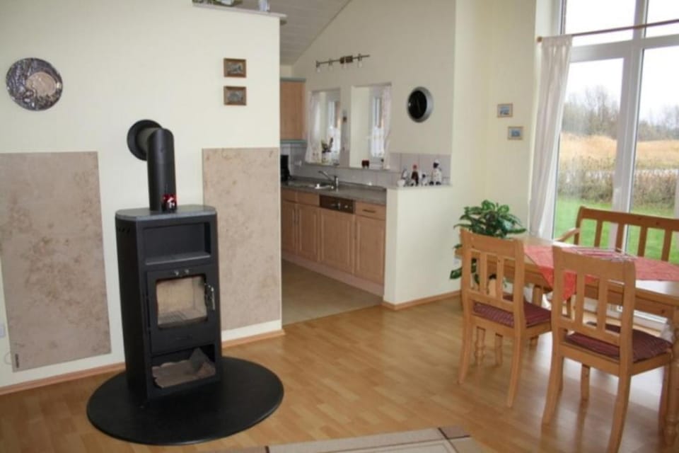 4 Personen Ferienhaus mit Sauna und zwei Toiletten in Otterndorf House in Otterndorf