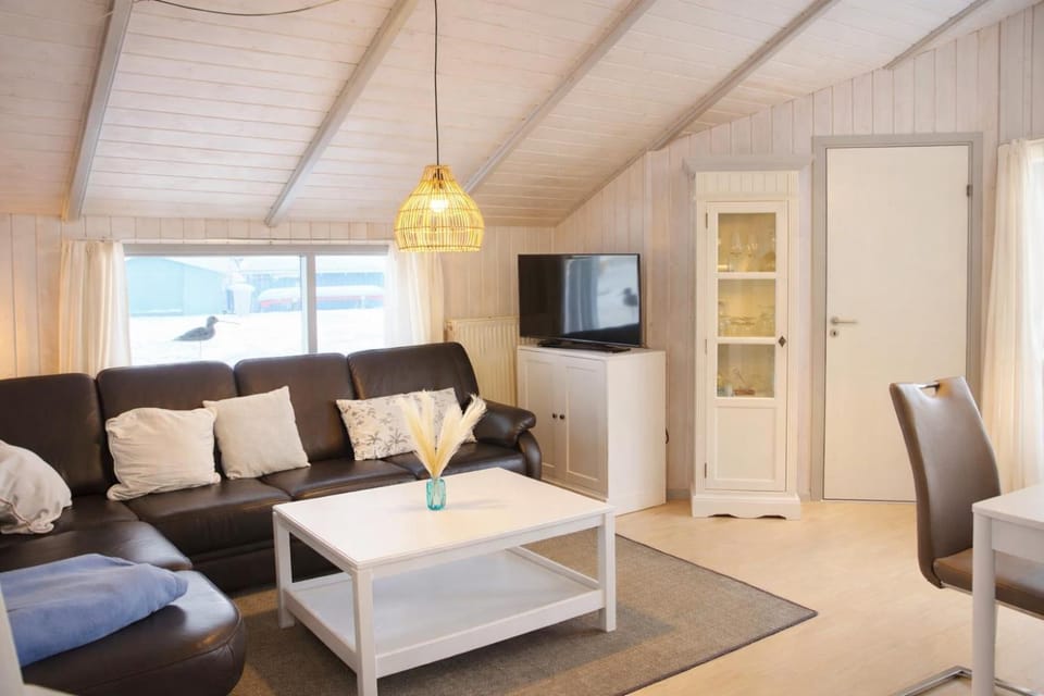 5 Personen Ferienhaus mit Sauna, Kanu und herrlichem Seeblick in Otterndorf House in Otterndorf