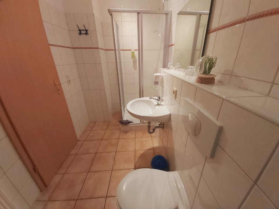 Katrins am Kölpinsee Doppelzimmer Apartment in Waren