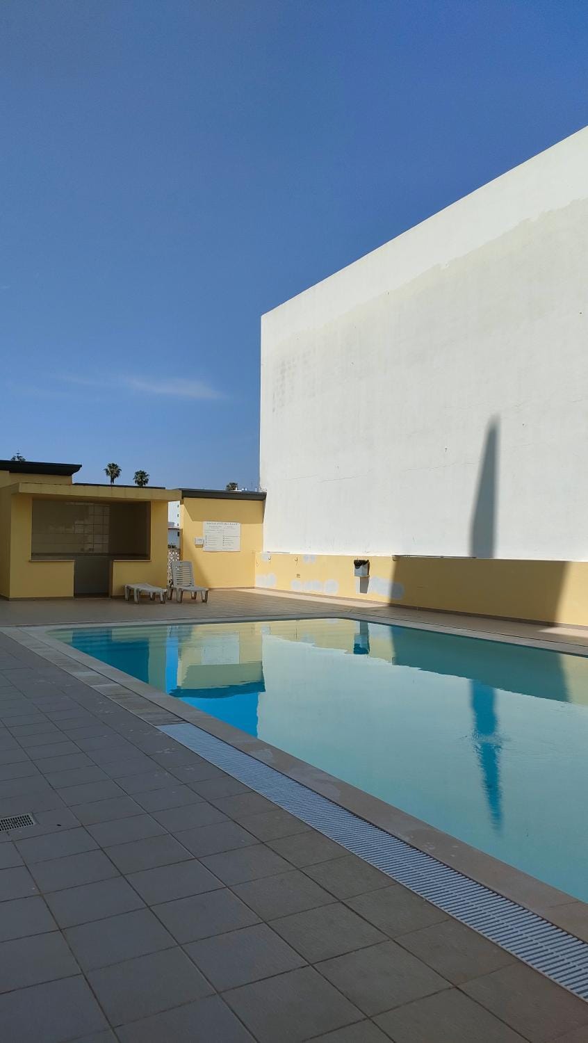 Swimming pool, Swimming pool