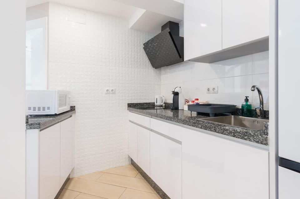 Kitchen or kitchenette, Living room