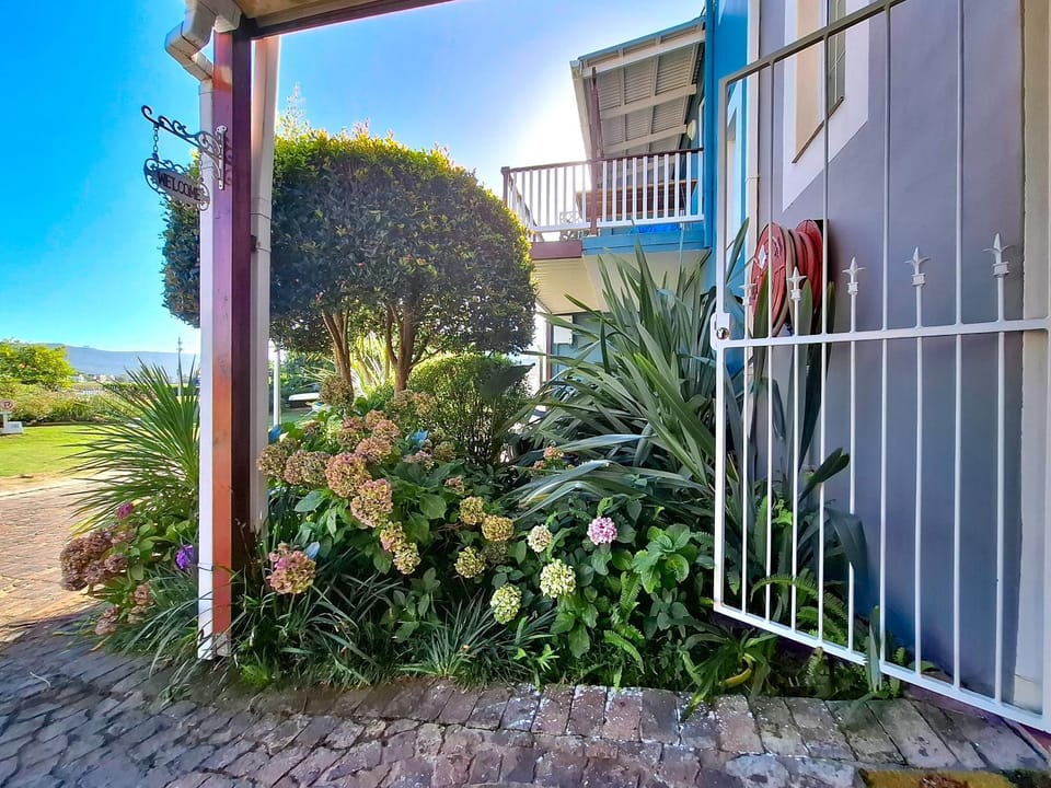 Whispering Waters Apartment in Knysna