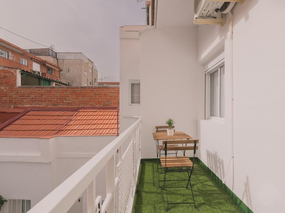 Wood 5 Apartment in Madrid