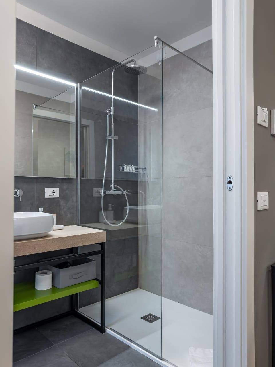 BeCO Illimity Business & Luxury Triple Suite Apartment in Milan