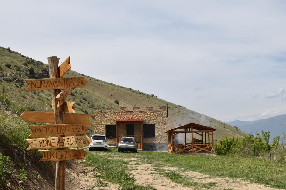 Spring, Day, Natural landscape, Mountain view, Parking