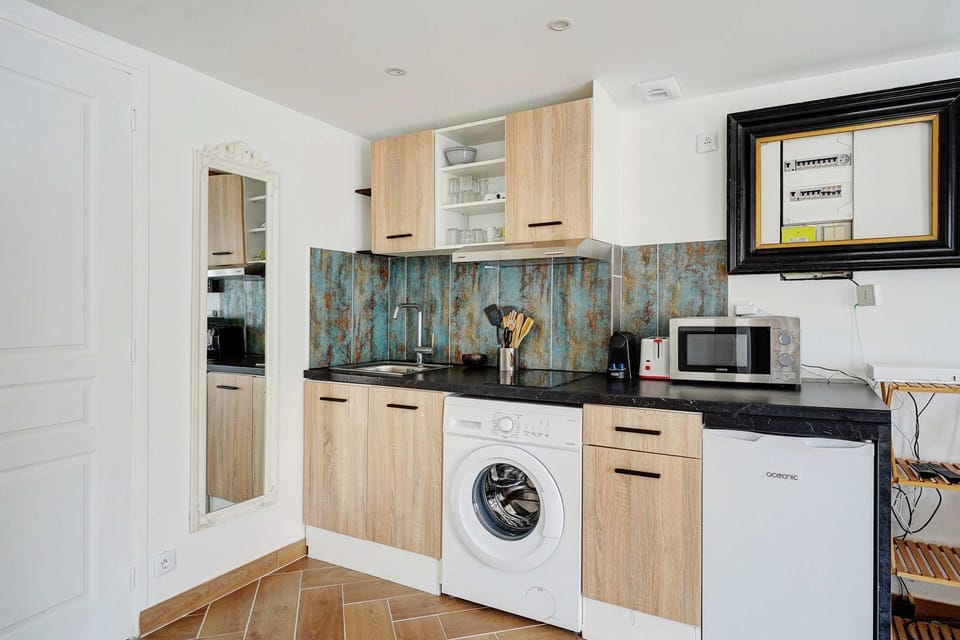 Amazing 1BR 2P Duplex Montreuil Apartment in Paris