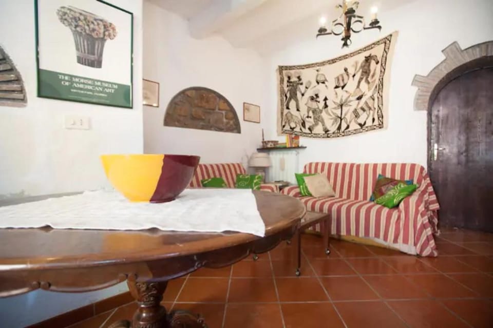 Tuscania centro storico tranquillo appartamento T16 T18 Apartment in Tuscania