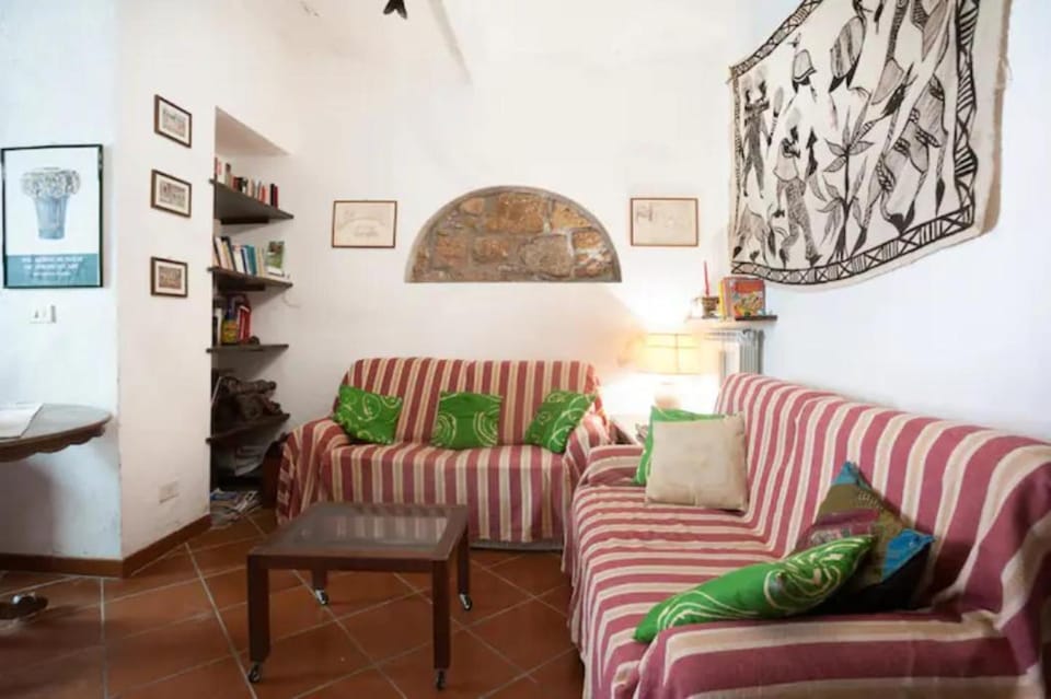 Tuscania centro storico tranquillo appartamento T16 T18 Apartment in Tuscania