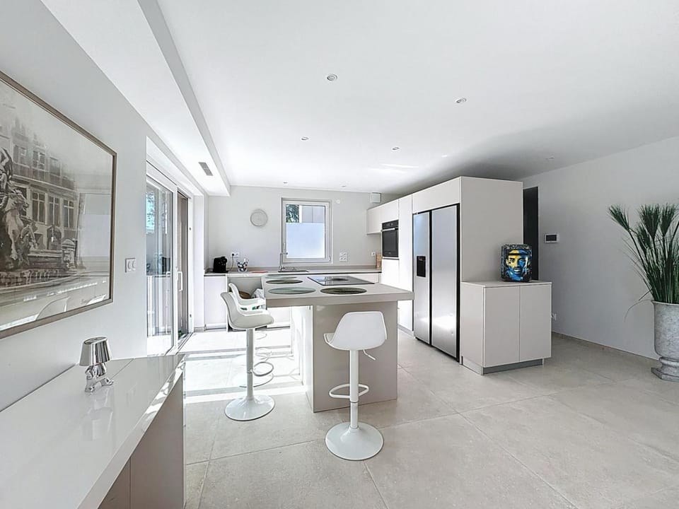La Pool - Suite parentale Piscine privée Apartment in Auvergne-Rhône-Alpes