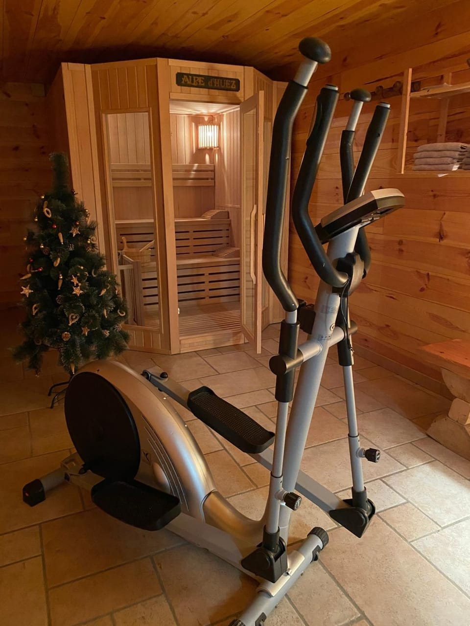 Chalet Mariouchka Chalet in Provence-Alpes-Côte d'Azur