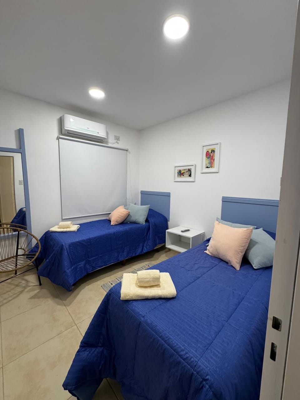 Photo of the whole room, Bedroom, air conditioner