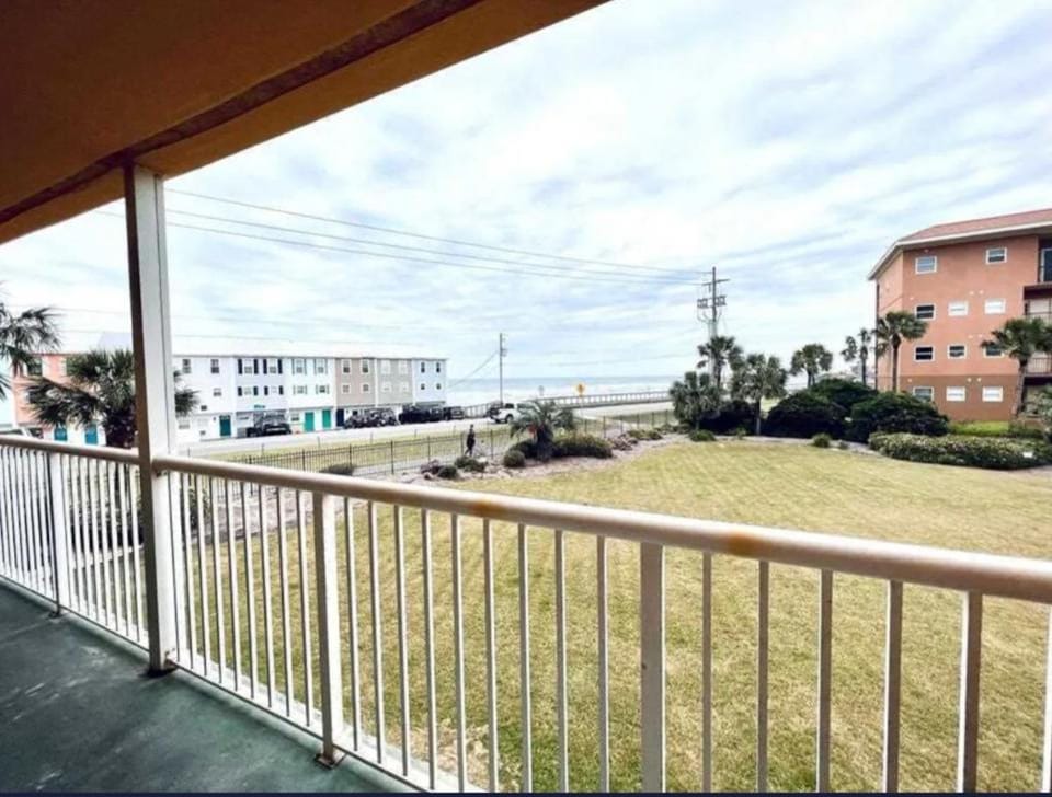 Ciboney 2002 Gulf views across from beach access House in Miramar Beach