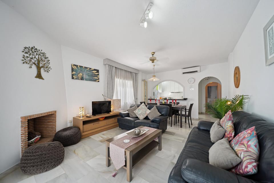 F08 Colinas de Calahonda Apartment in Sitio de Calahonda