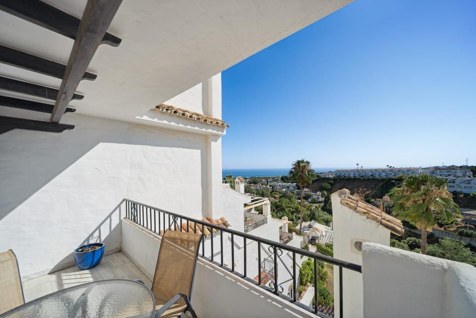 F08 Colinas de Calahonda Apartment in Sitio de Calahonda